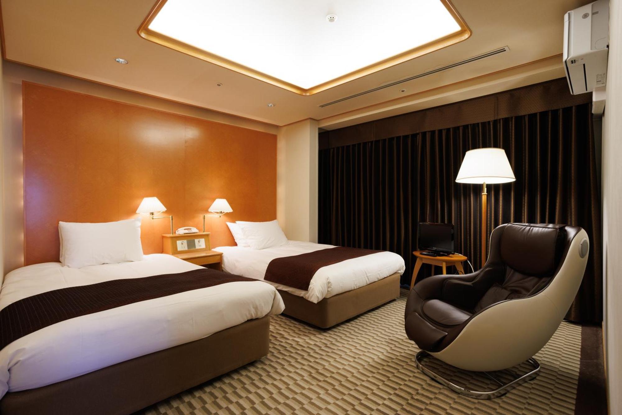Hotel Wakamizu Takarazuka Eksteriør billede