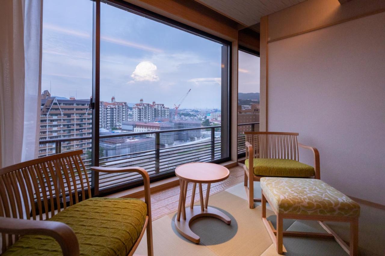 Hotel Wakamizu Takarazuka Eksteriør billede